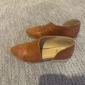 Beast Fashion Carter shoe. Women’s size 6.5. Excellent condition.